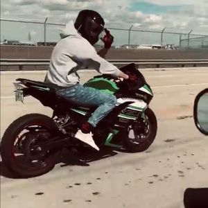 Meet your Posher, Justin